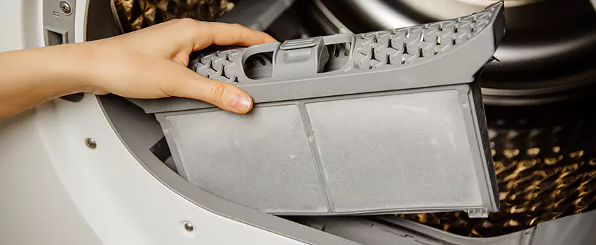 Signs Of A Clogged Dryer Lint Trap in Lemont, Illinois